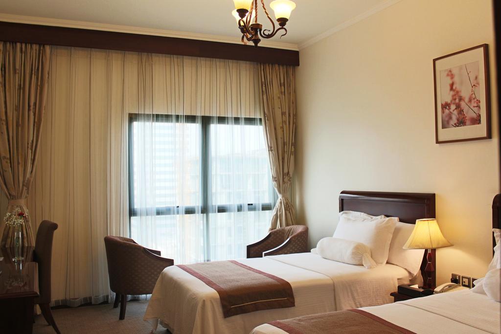 Siji Hotel Apartments Fujairah Exterior photo