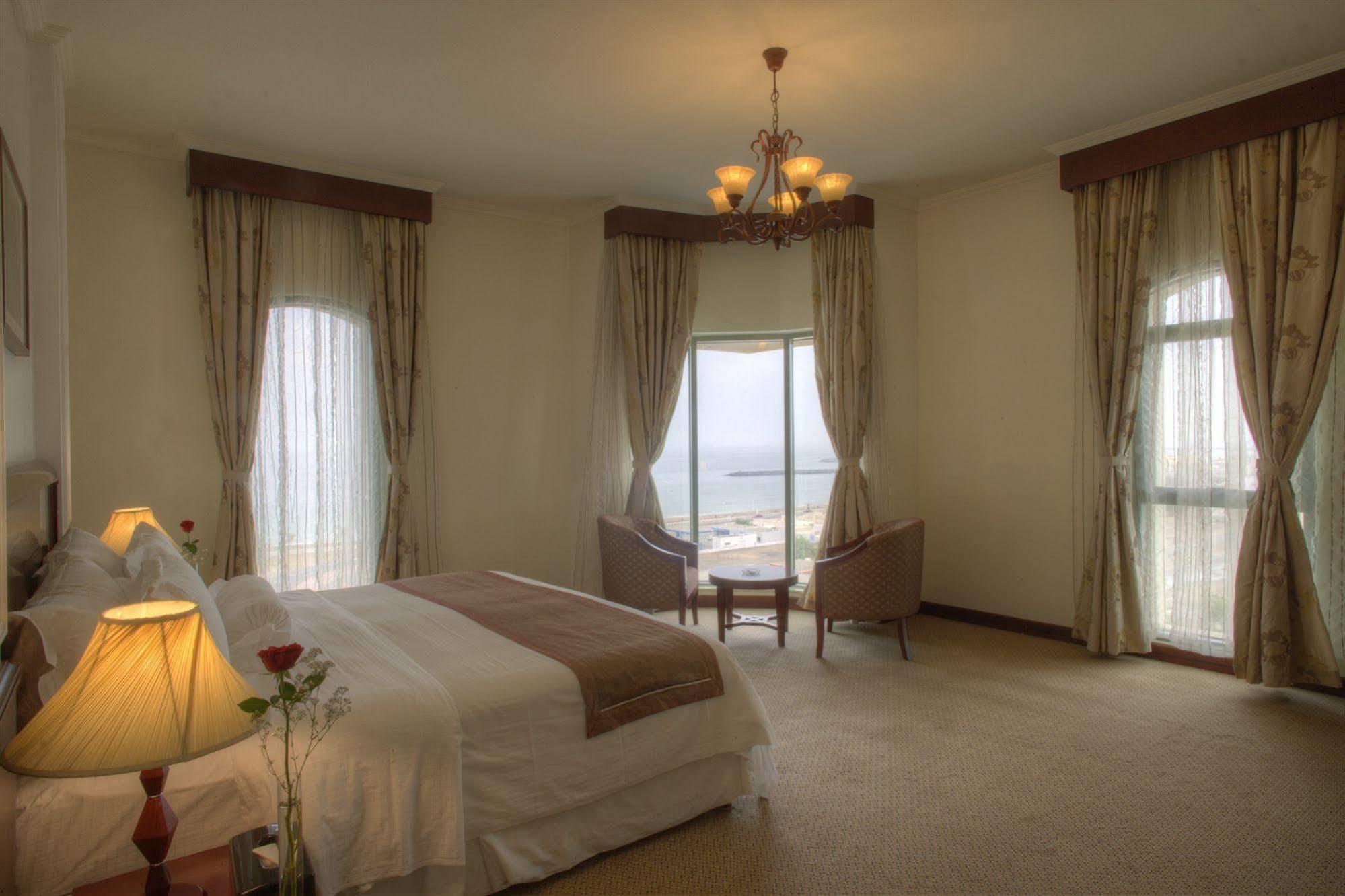 Siji Hotel Apartments Fujairah Exterior photo