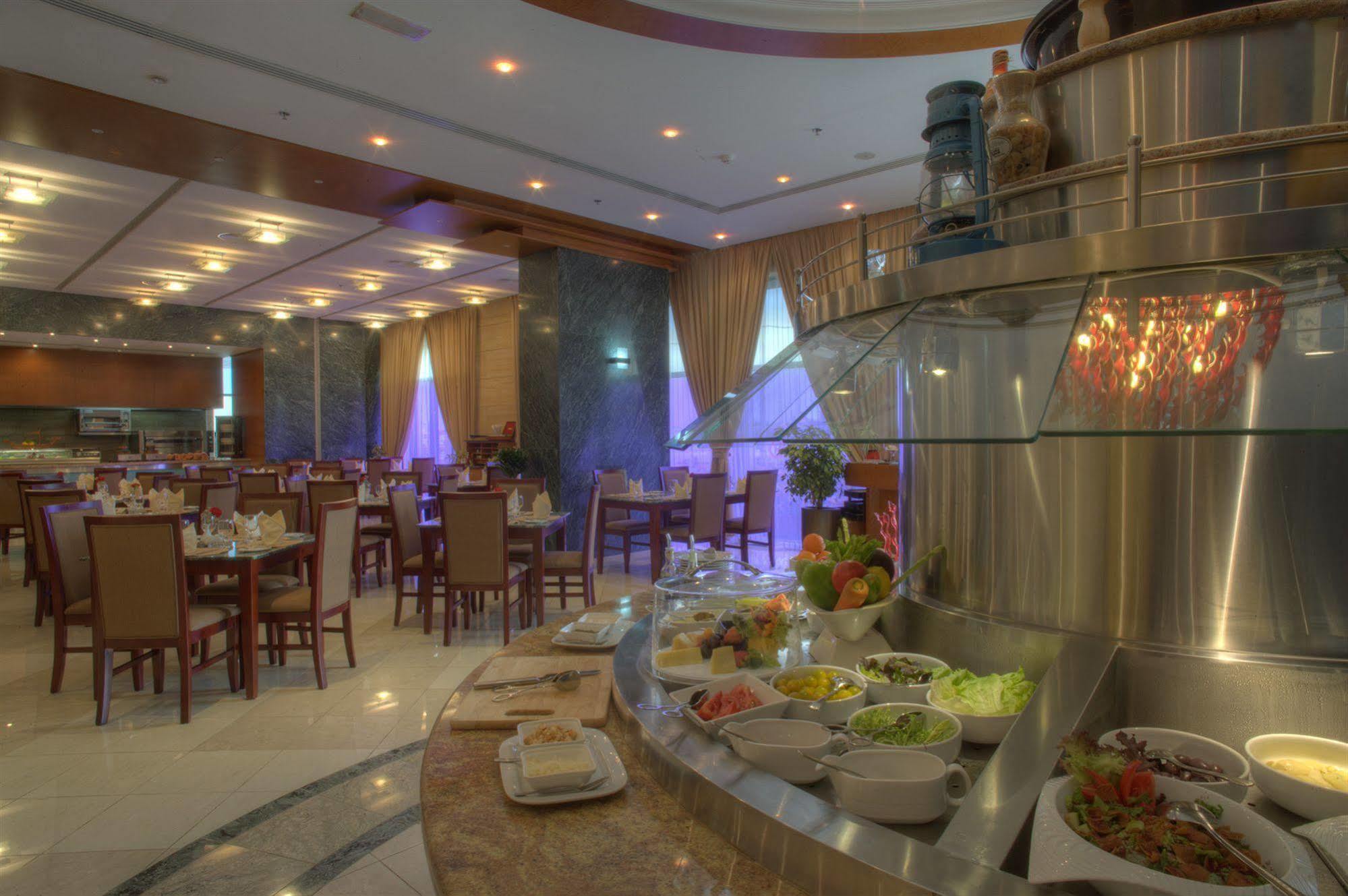 Siji Hotel Apartments Fujairah Restaurant photo